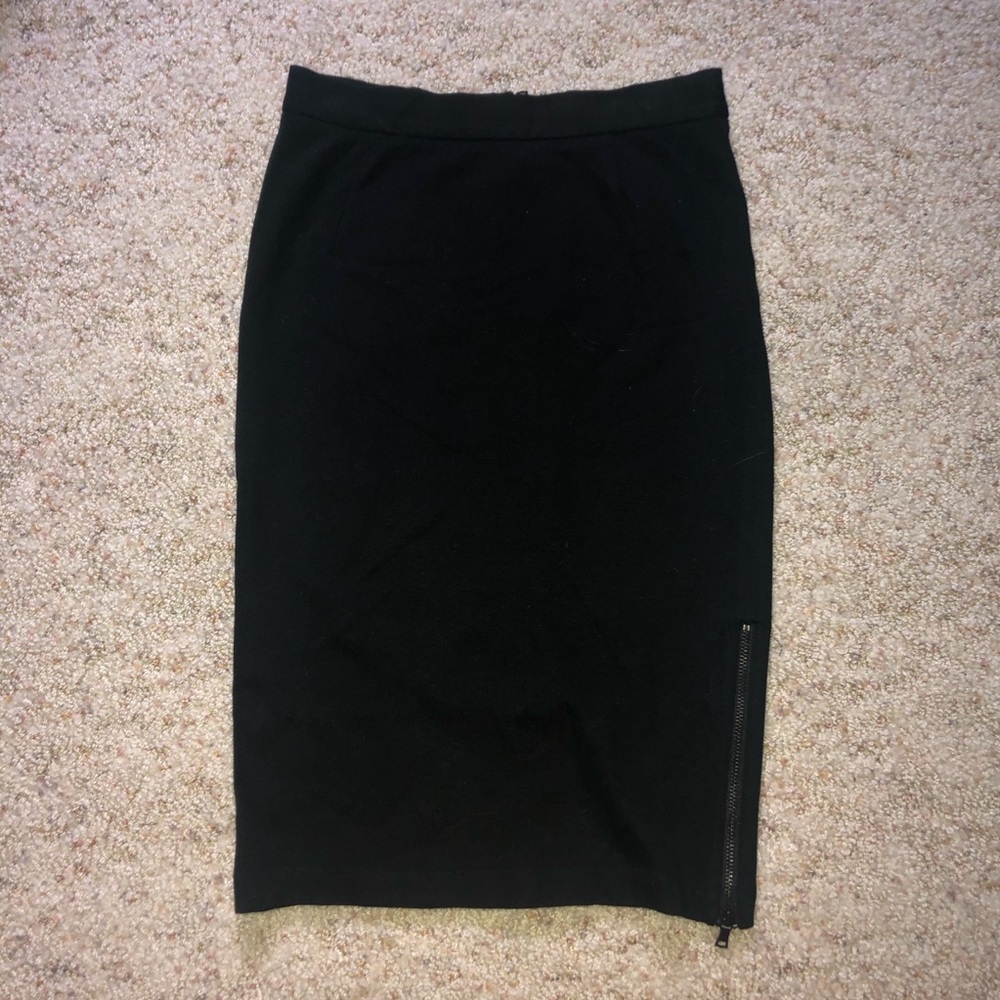 black pencil skirt